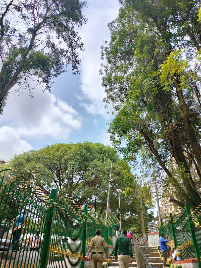 Bugle Rock Park - Bugle Rock Park WHV9+3QM, Bull Temple Rd, Basavanagudi, Bengaluru, Karnataka 560004, India
