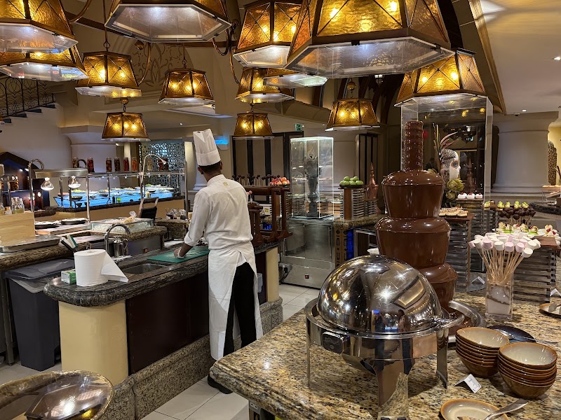 Lobby Lounge - Lobby Lounge, Qaryat, برج المقطع - Al Maqta'a Bridge - Rabdan - RB2 - Abu Dhabi - United Arab Emirates