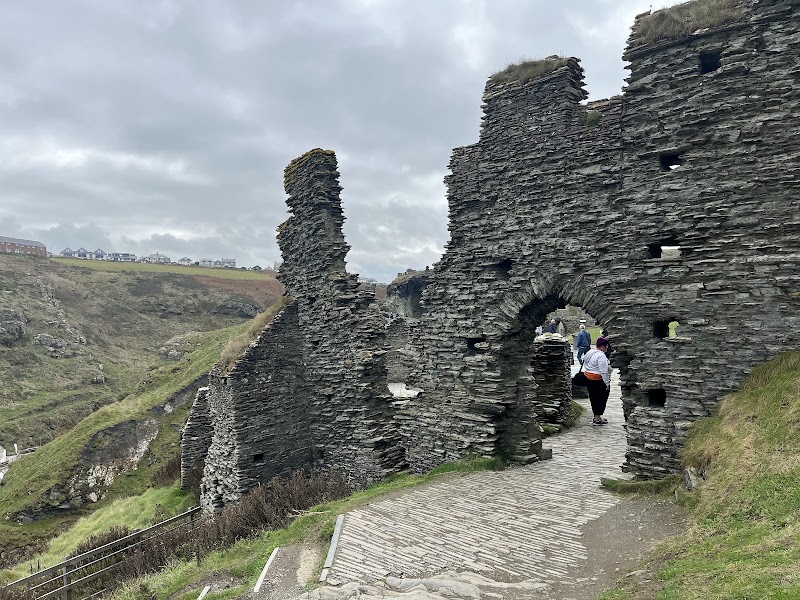 Tintagel Castle - Tintagel Castle Castle Rd, Tintagel PL34 0HE, UK