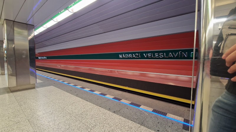 Stanice Metro A Nádraží Veleslavín - Stanice Metro A Nádraží Veleslavín, Veleslavínská 160/00, 160 00 Praha 6, Czechia