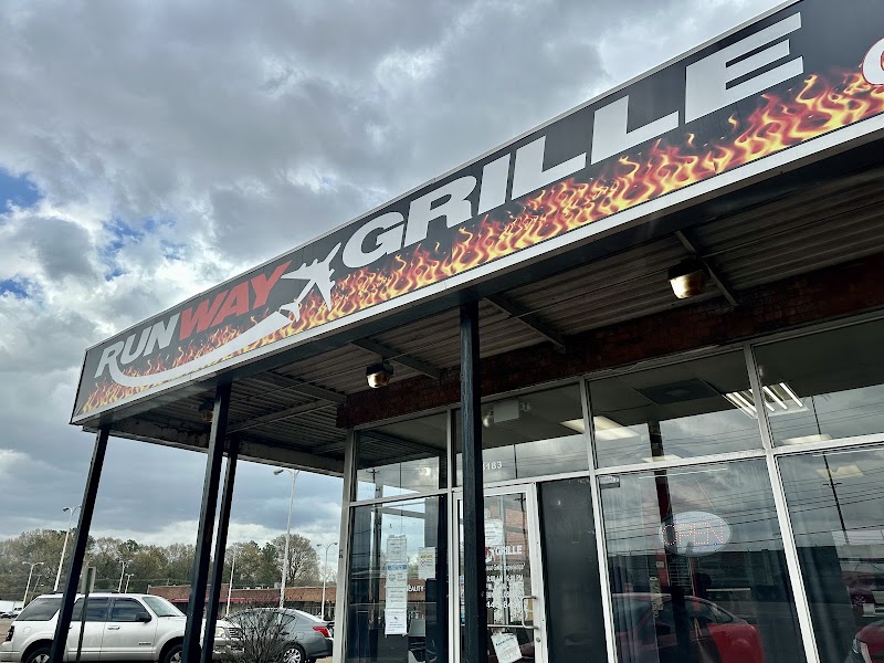 Runway Grille & Deli - Runway Grille & Deli, 3183 Winchester Rd, Memphis, TN 38118, USA