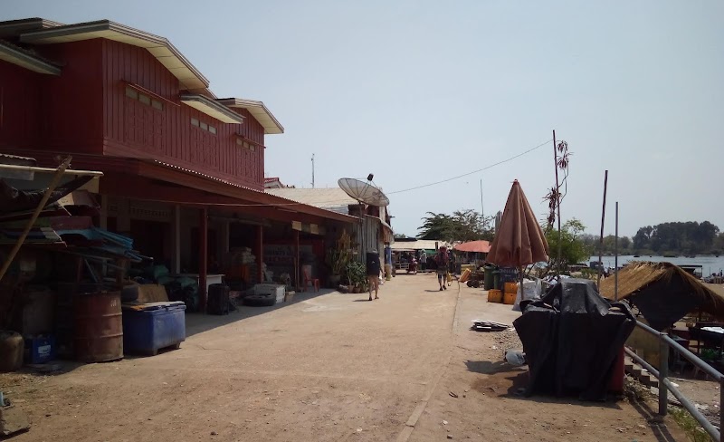 Pier Nakasong - Pier Nakasong, 2W29+9QV, Nakasong, Laos