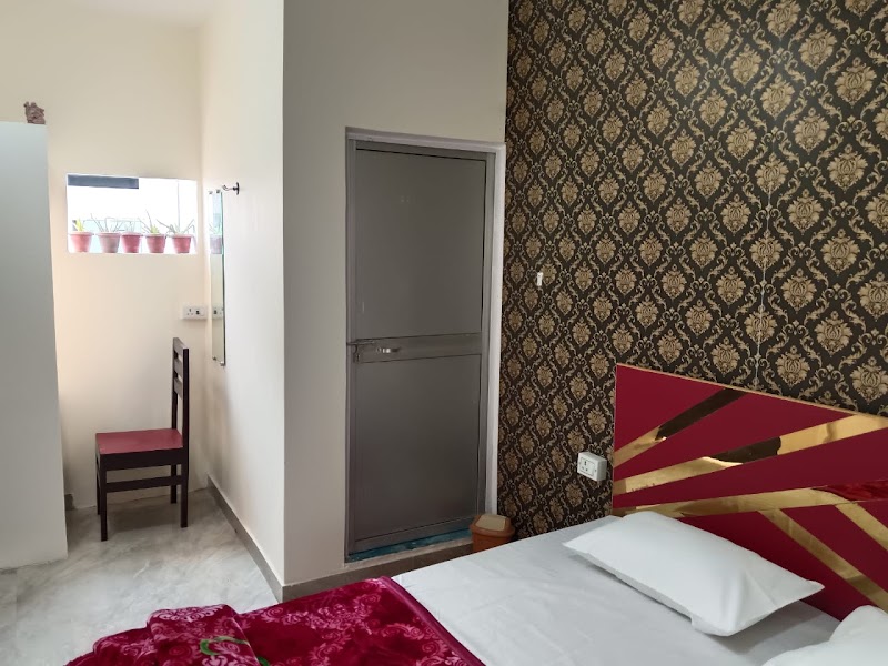 Awadh kunj home stay - Awadh kunj home stay Ram Path Rd, Gudri Bazar, Ayodhya, Faizabad, Uttar Pradesh 224001, India