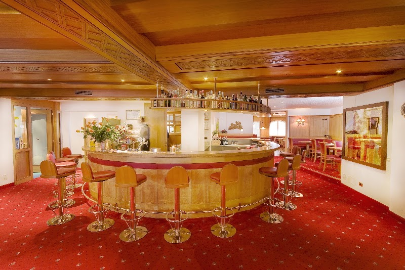 Diamant Spa Resort Hotel - Diamant Spa Resort Hotel Strada Josef, Str. J. Skasa, 1, 39047 Santa Cristina Valgardena BZ, Italy