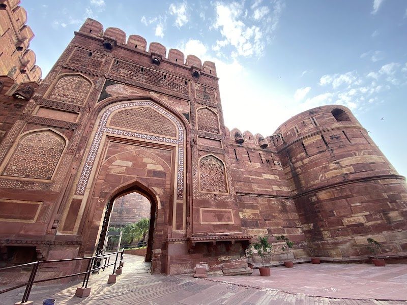 Agra Fort - Agra Fort Agra Fort, Rakabganj, Agra, Uttar Pradesh 282003, India