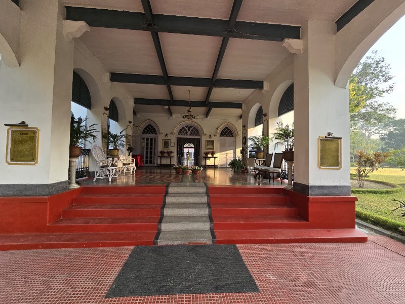 Thengal Manor - Thengal Manor, Jalukanibari, J5RR+9HR, Thengal Gaon, Assam 785630, India