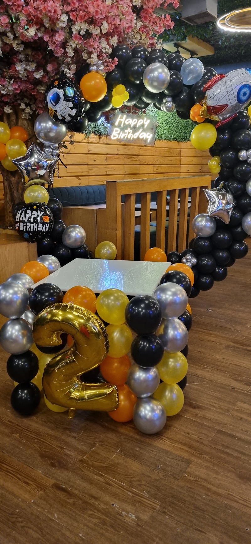 Drink and Dine by Terrace - Drink and Dine by Terrace FOF 23D to FOF 24, 4th floor, Spectrum metro mall, Gardenia Gateway, Sector 75, Noida, Uttar Pradesh 201316, India