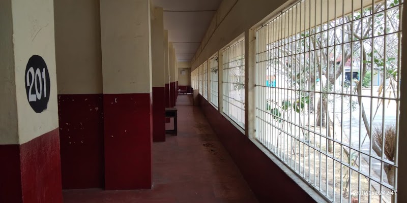 Besant Theophical Hi Sec School - Besant Theophical Hi Sec School, X7R8+R54, Arundale Beach Rd, Kalakshetra Colony, Besant Nagar, Chennai, Tamil Nadu 600090, India