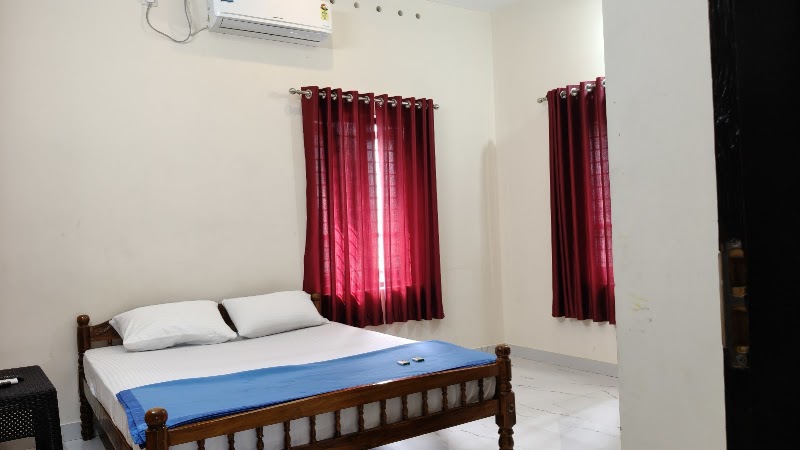 LUX HomeStay - LUX HomeStay VAK 21/54/1, Aratukadavu Rd, Chilakkoor, Varkala, Kerala 695141, India