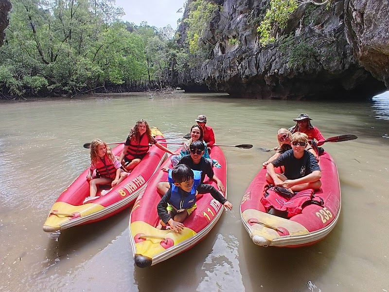 Natthaya Tour Travel​ for James Bond Island, Phang Nga Bay, Koh Hong, Koh Panyi, Muslim บริการเรือนำเที่ยวอ่าวพังงา - Natthaya Tour Travel​ for James Bond Island, Phang Nga Bay, Koh Hong, Koh Panyi, Muslim บริการเรือนำเที่ยวอ่าวพังงา, 68 4, Tambon Kalai, Amphoe Takua Thung, Chang Wat Phang-nga 82130, Thailand