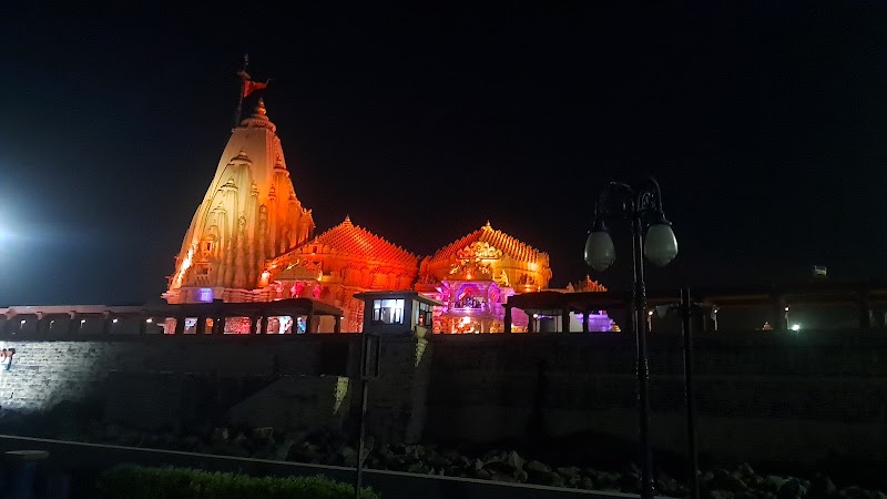 Laxmi Sadan Somnath - Laxmi Sadan Somnath, VCR3+6XX, near Shree Somnath Temple, Prabhas Patan, Gujarat 362268, India