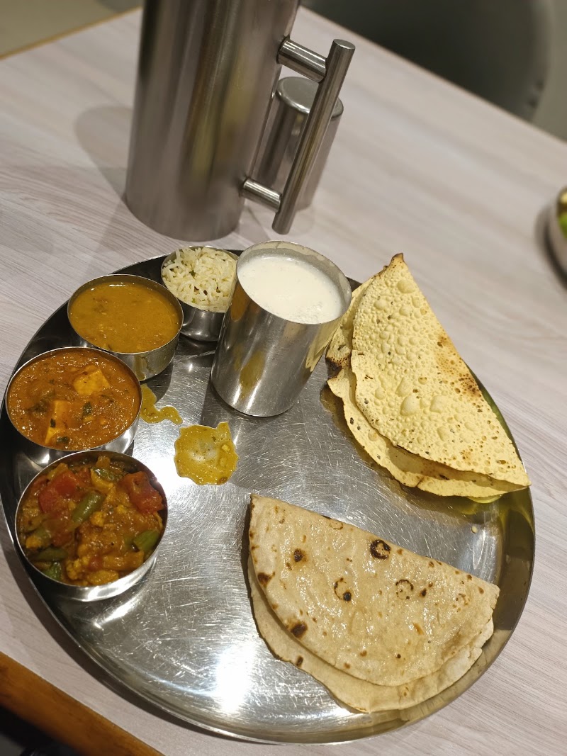 Shree babuji jodhpur misthan bhandar and bakery - Shree babuji jodhpur misthan bhandar and bakery Uit Complex, Airport Rd, Sundarwas, Khempura, Udaipur, Rajasthan 313003, India