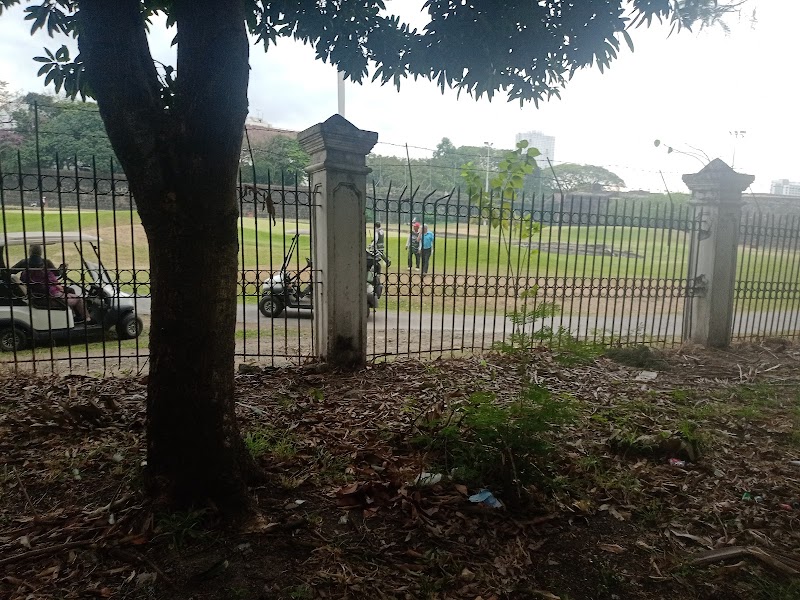 Miguel Lopez De Legazpi & Andres De Urdaneta - Miguel Lopez De Legazpi & Andres De Urdaneta, Zone 68, Bonifacio Dr, Intramuros, Manila, 1002 Metro Manila, Philippines