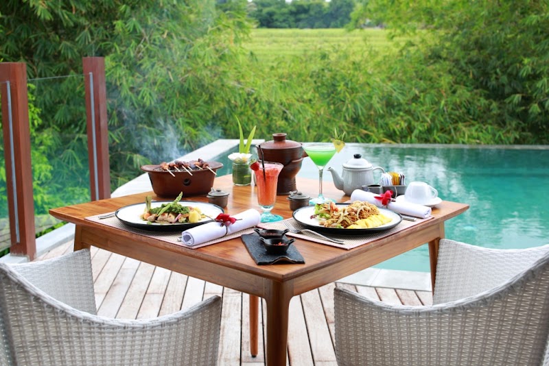 Theanna Villa & Spa, Canggu - Theanna Villa & Spa, Canggu Jl. Pantai Batu Bolong No.25 A, Canggu, Kec. Kuta Utara, Kabupaten Badung, Bali 80361, Indonesia