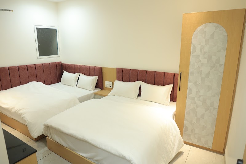 Hotel Shiv Om Ujjain - Hotel Shiv Om Ujjain 114/2, Hanuman Naka, Keshav Nagar, Ujjain, Madhya Pradesh 456001, India