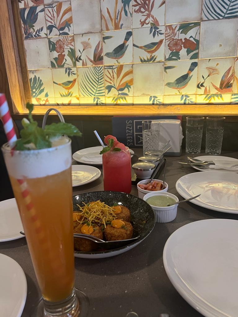 Kaffee Stories - Kaffee Stories 966P, Sector 51 Rd, near Artemis Hospital, opposite Amity International School, Sector 51, Gurugram, Haryana 122018, India