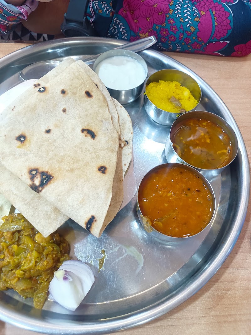 Udupi Sukhsagar pure veg family A/C restaurant - Udupi Sukhsagar pure veg family A/C restaurant Shop no 174-2, Udipi, sukhsagar, Zuari Rd, Vidhyanagar Colony, Chicalim, Goa 403711, India