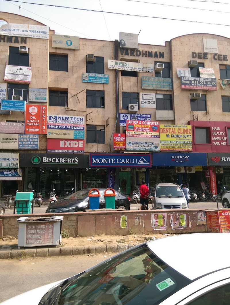 Dwarka Sector-12 Market - Dwarka Sector-12 Market, H2WX+FJH, Pocket 3, Sector 12 Dwarka, Dwarka, Delhi, 110078, India