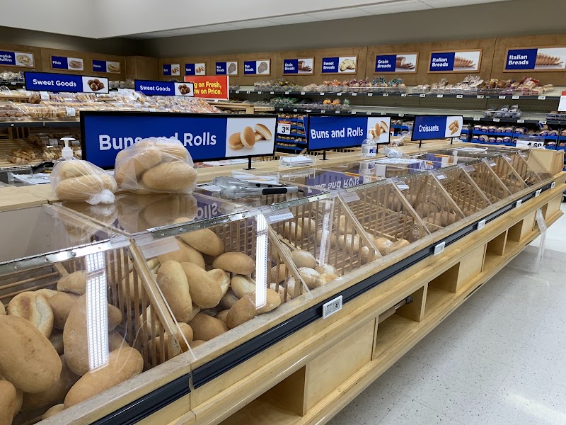 Real Canadian Superstore Pitt Meadows Lougheed - Real Canadian Superstore Pitt Meadows Lougheed 19800 Lougheed Hwy Ste 201 Suite 201, Pitt Meadows, BC V3Y 2W1, Canada