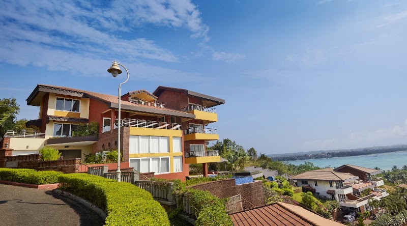DOLPHIN HEIGHTS 5BHK Sea View Pool Villa Candolim