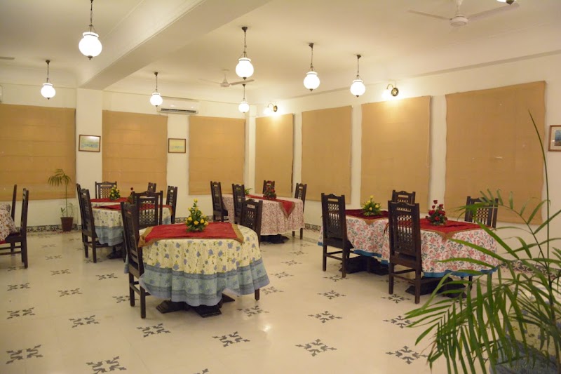 Jaipur Heritage Hotels - Jaipur Heritage Hotels MUMAL RESTAURANT, KHANDWA HAVELI, Sikar Rd, Ambabari, Vidyadhar Nagar, Jaipur, Rajasthan 302039, India