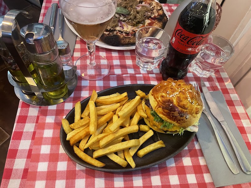 Chez Zareta - Chez Zareta 11 Rue Xavier Privas, 75005 Paris, France