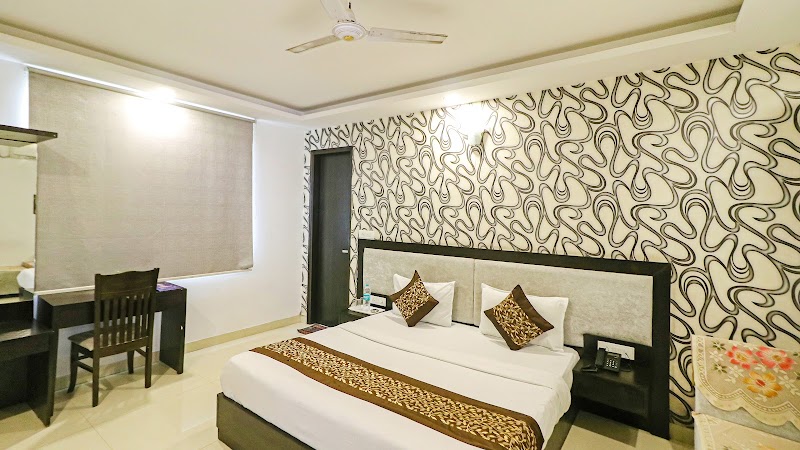 Hotel Olive Aero Suites - Hotel Olive Aero Suites Plot No. 408, Road Road, 4, Street Number 8, Block B, Mahipalpur Village, Mahipalpur, New Delhi, Delhi 110037, India