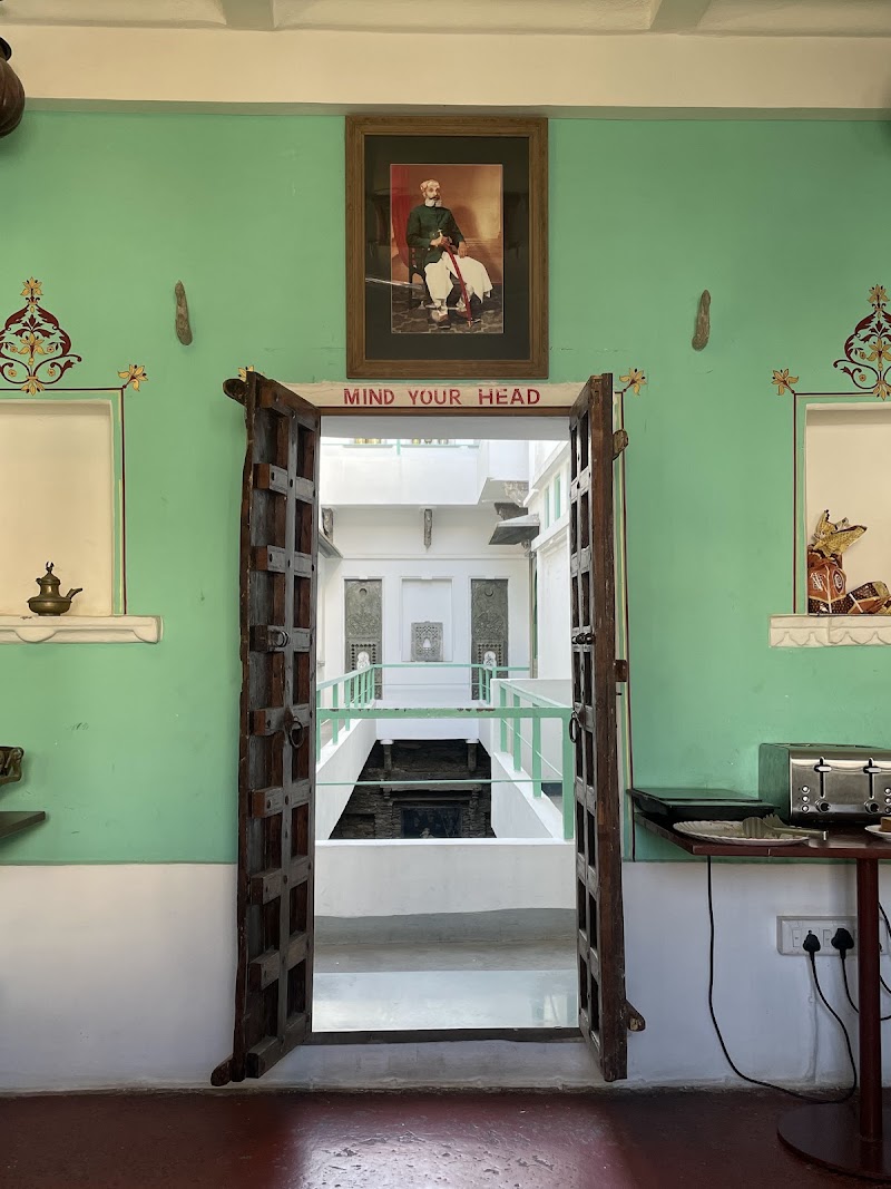 Little Garden Guest House - Little Garden Guest House 121-Bhattayani Chouhtta Kavirao Mohan SInghji ki haveli, Bhatiyani Chohatta, Udaipur, Rajasthan 313001, India