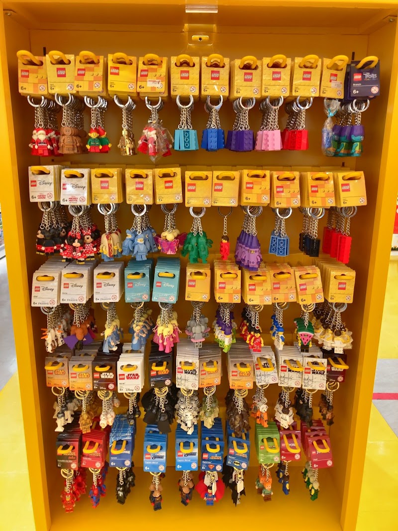 LEGO Store Tokyo - LEGO Store Tokyo Japan, 〒100-0005 Tokyo, Chiyoda City, Marunouchi, 1-chōme−9−１ 東京駅 一番街 地下一階