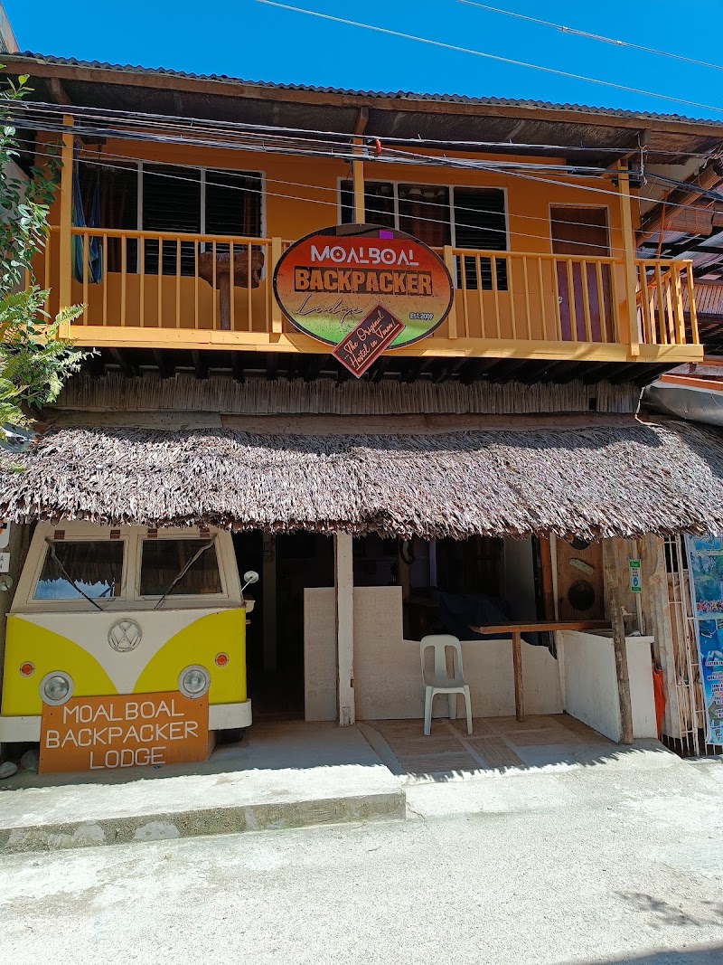 Moalboal Backpackers Retreat