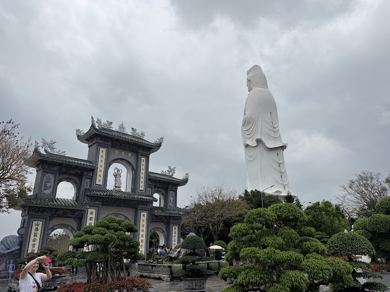 Thiền Viện Linh Ứng - Thiền Viện Linh Ứng, 472H+34F Bán đảo, Sơn Trà, Đà Nẵng, Vietnam