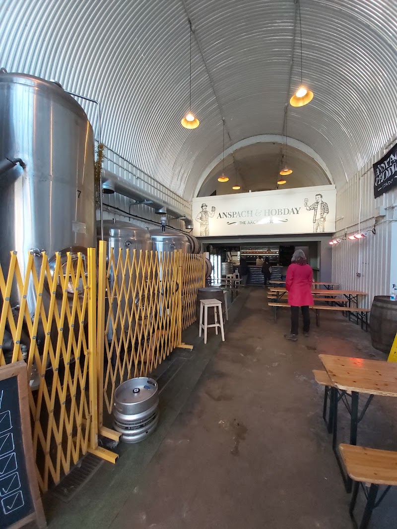 Anspach & Hobday: The Arch House - Anspach & Hobday: The Arch House, 118 Druid St, London SE1 2HH, UK