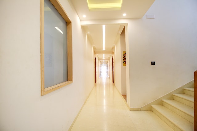 Townhouse OAK Vinayak In - Townhouse OAK Vinayak In 6, Geetha Hall Rd, Opp.Railway Station, Gopalapuram, Coimbatore, Tamil Nadu 641018, India