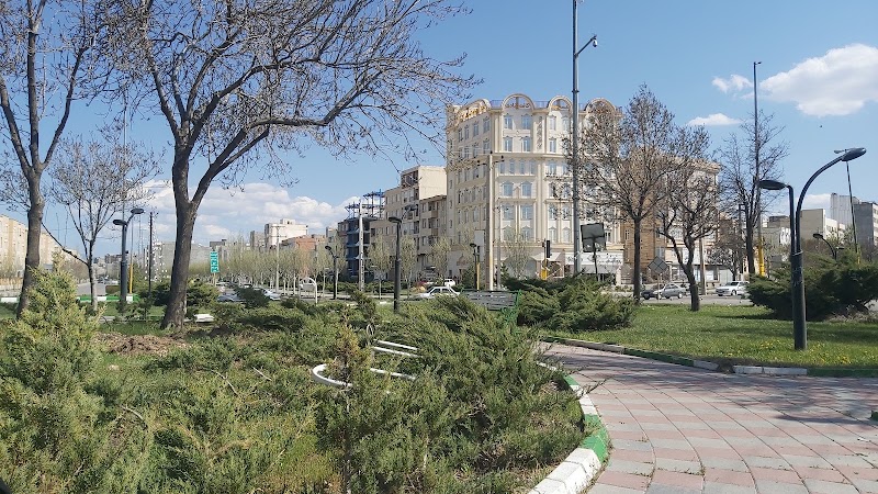 Police square - Police square, Ardabil, استان اردبیل، اردبیل، بزرگراه میلاد،، 679W+J3M, Iran