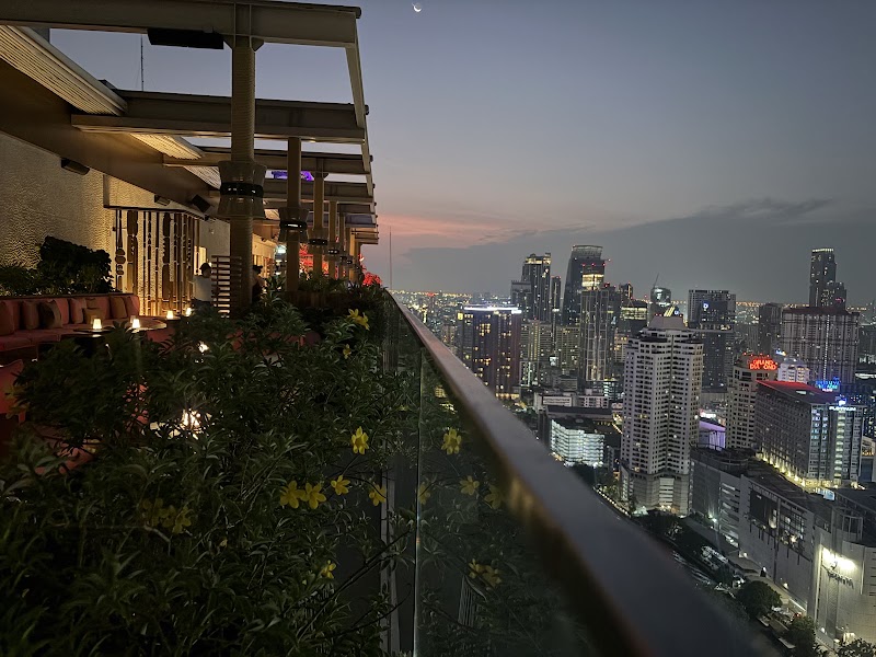 Sato San Rooftop Bar - Sato San Rooftop Bar, 111 Thanon Ratchadamri, Khwaeng Lumphini, Pathum Wan, Krung Thep Maha Nakhon 10330, Thailand