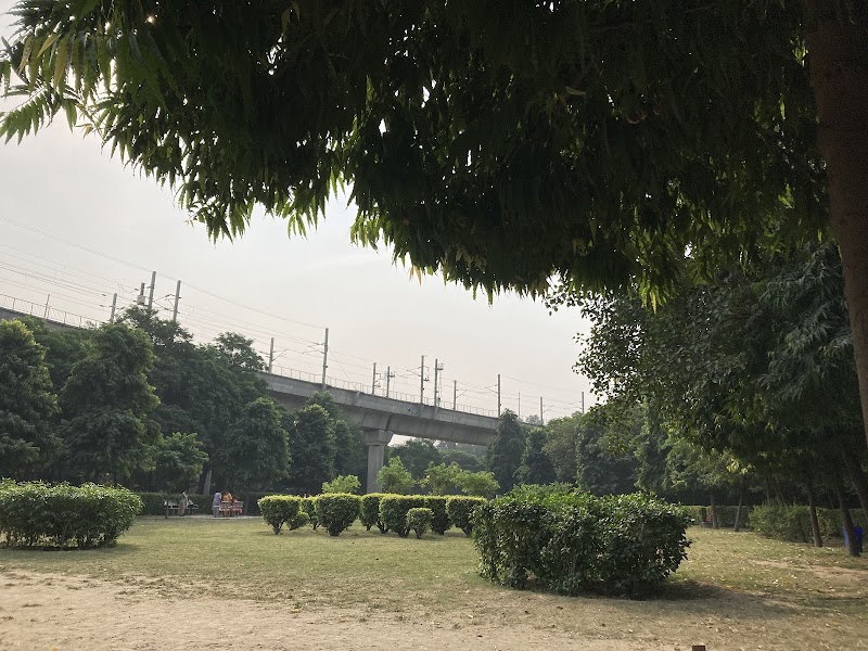 District Park I.P. Extension - District Park I.P. Extension, J8G6+C6F, Khichripur Rd, I.P.Extension, Patparganj, Delhi, 110092, India
