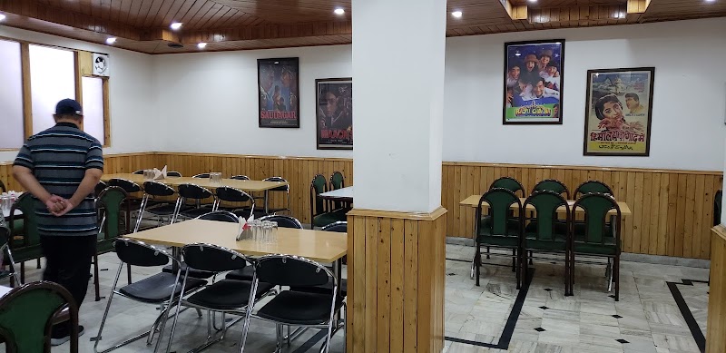 Hotel Snow View Manali - Hotel Snow View Manali The Mall, Mall Rd, Siyal, Manali, Himachal Pradesh 175131, India