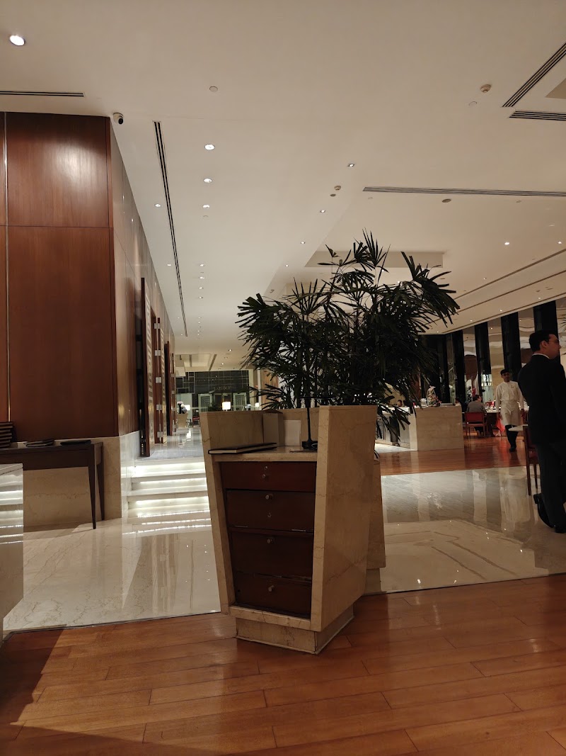 threesixtyone° - threesixtyone° The Oberoi, Gurgaon, 443, Udyog Vihar Phase V Rd, Phase V, Udyog Vihar, Sector 19, Gurugram, Haryana 122016, India