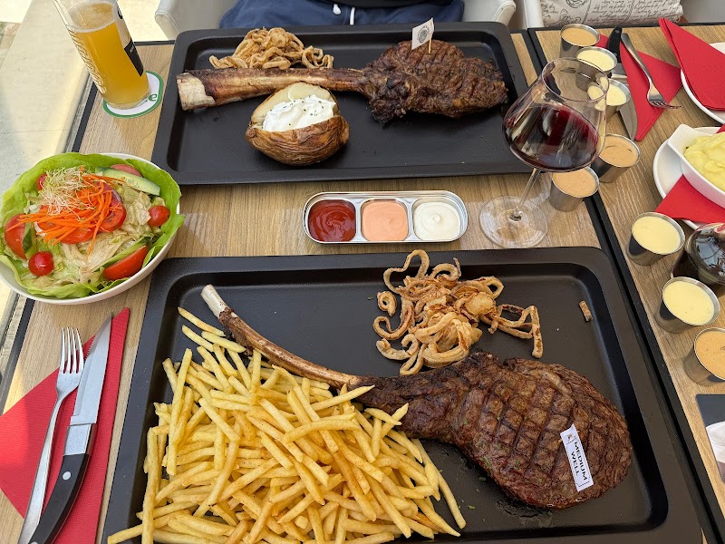 Hurricane's Grill & Bar The Beach - Hurricane's Grill & Bar The Beach Al Mamsha Street The Beach - مرسى دبي - مساكن شاطئ جميرا - دبي - United Arab Emirates