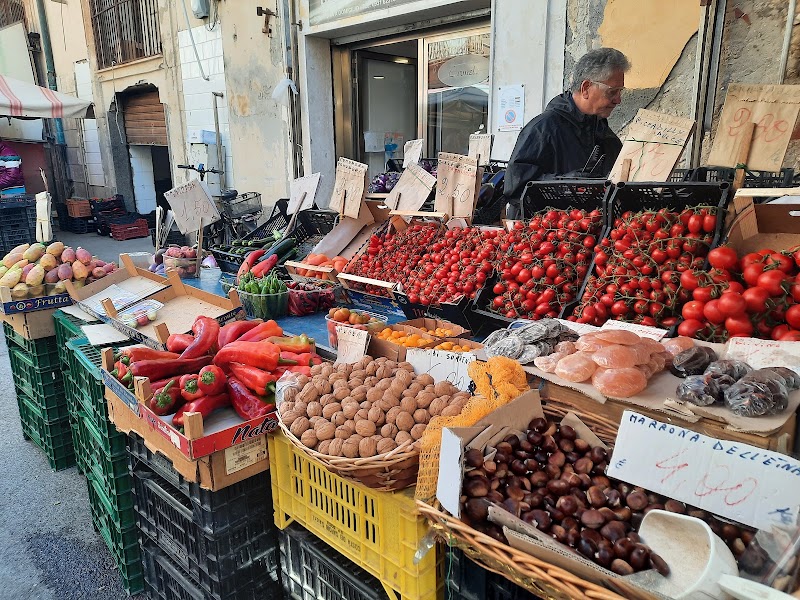 Ortigia Street Market - Ortigia Street Market, Vicolo Bagnara, 96100 Siracusa SR, Italy