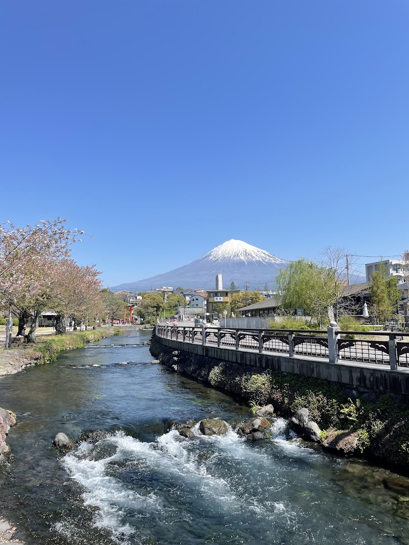 Fujisanhongusengentaishahonden - Fujisanhongusengentaishahonden 1-1 Miyachō, Fujinomiya, Shizuoka 418-0067, Japan
