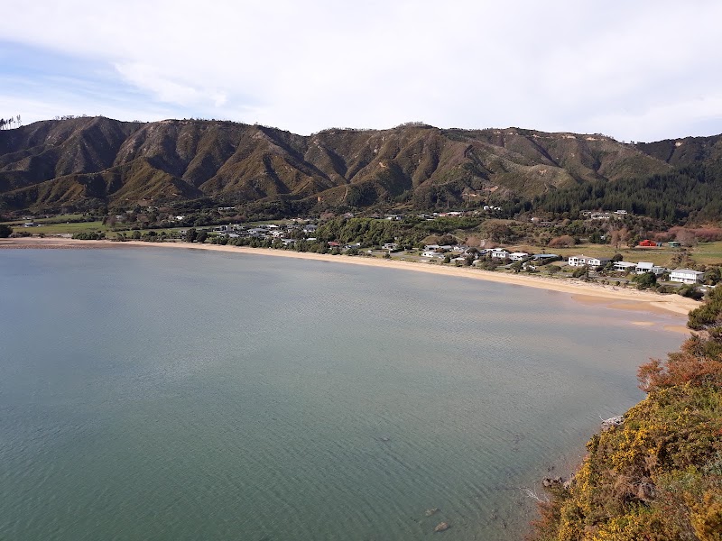 Ligar Bay Baches - Self Contained Holiday Accommodation, Golden Bay - Ligar Bay Baches - Self Contained Holiday Accommodation, Golden Bay 1118 and 1120, Abel Tasman Drive, Ligar Bay, Golden Bay 7183, New Zealand