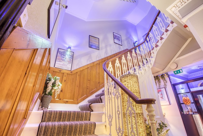 No.32 Hotel - No.32 Hotel, 32 Coates Gardens, Edinburgh EH12 5LE, UK