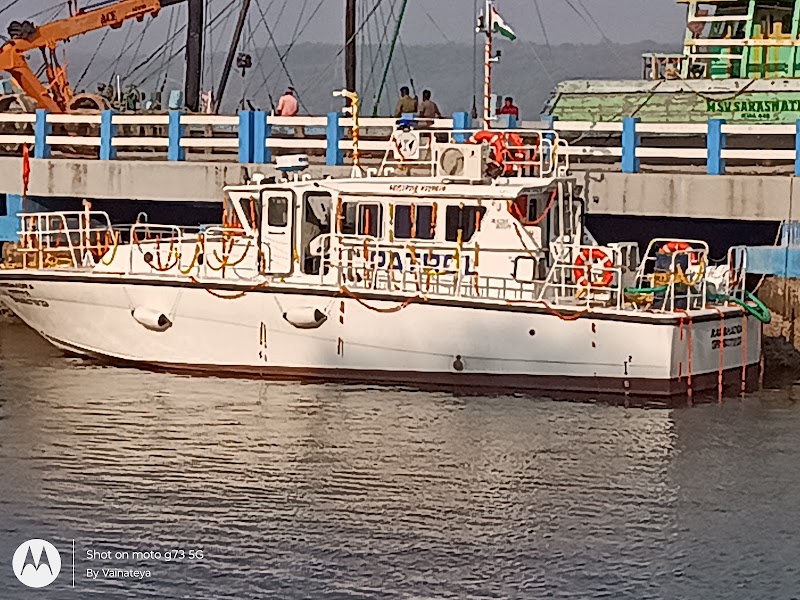 Jaigad Jetty - Jaigad Jetty, 76VF+2GQ, Jaigad, Maharashtra 415614, India