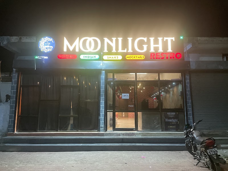 Moonlight restaurant