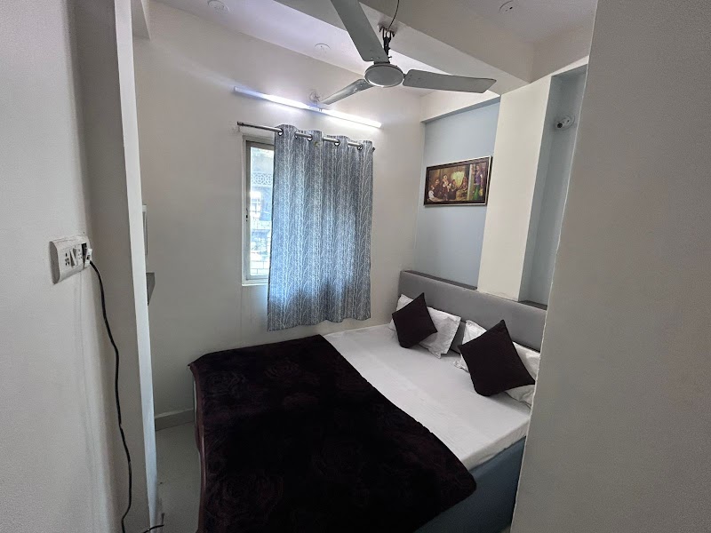 Khandelwal Guest House - Khandelwal Guest House, Mahakal Ghati, 5/10, Bharat Mata Mandir Marg, near Choubis Khamba, Jaisinghpura, Ujjain, Madhya Pradesh 456001, India