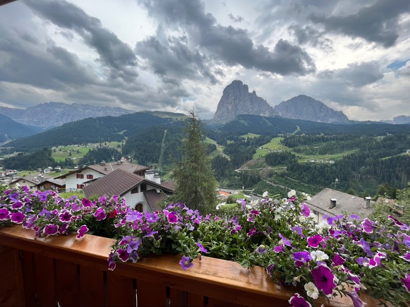 La Stua - La Stua Str. Plesdinaz, 68, 39047 Santa Cristina Valgardena BZ, Italy