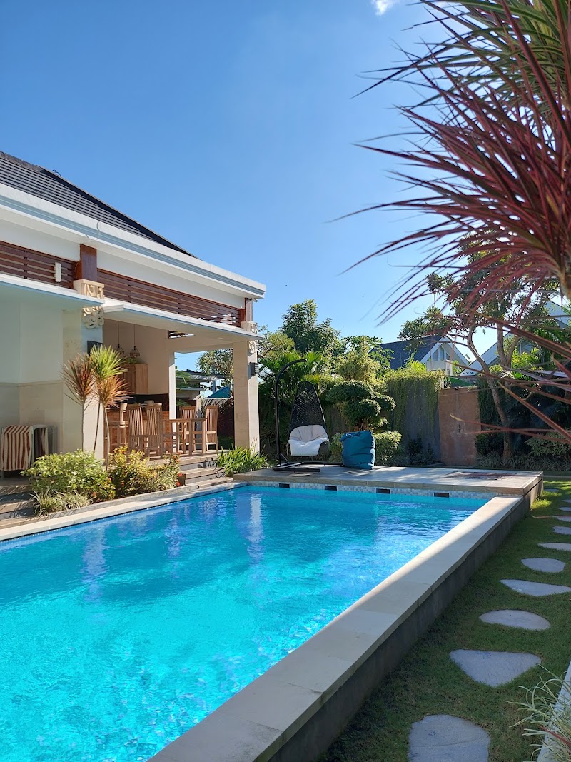 Canggu Tropical House - Canggu Tropical House, Jl. Pantai Berawa Br.tegalgundul No.12, Tibubeneng, Kec. Kuta Utara, Kabupaten Badung, Bali 80361, Indonesia