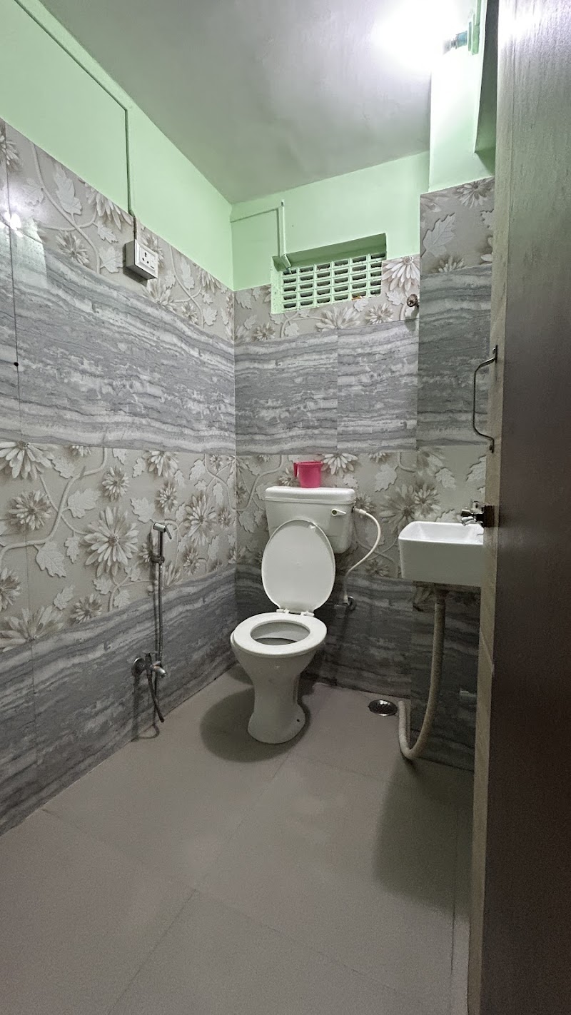 Classic hotel - Classic hotel 6/1 b, Dr Md Ishaque Rd, Esplanade, Park St, Taltala, Kolkata, West Bengal 700016, India