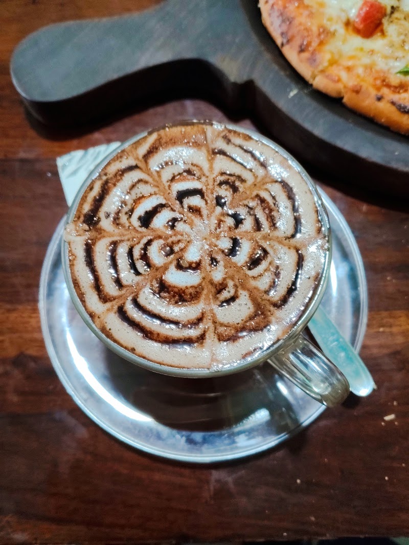 Flavours Cafe & Bakery - Flavours Cafe & Bakery, Swastik Plaza, near ravidas gate, Lanka, Varanasi, Uttar Pradesh 221005, India